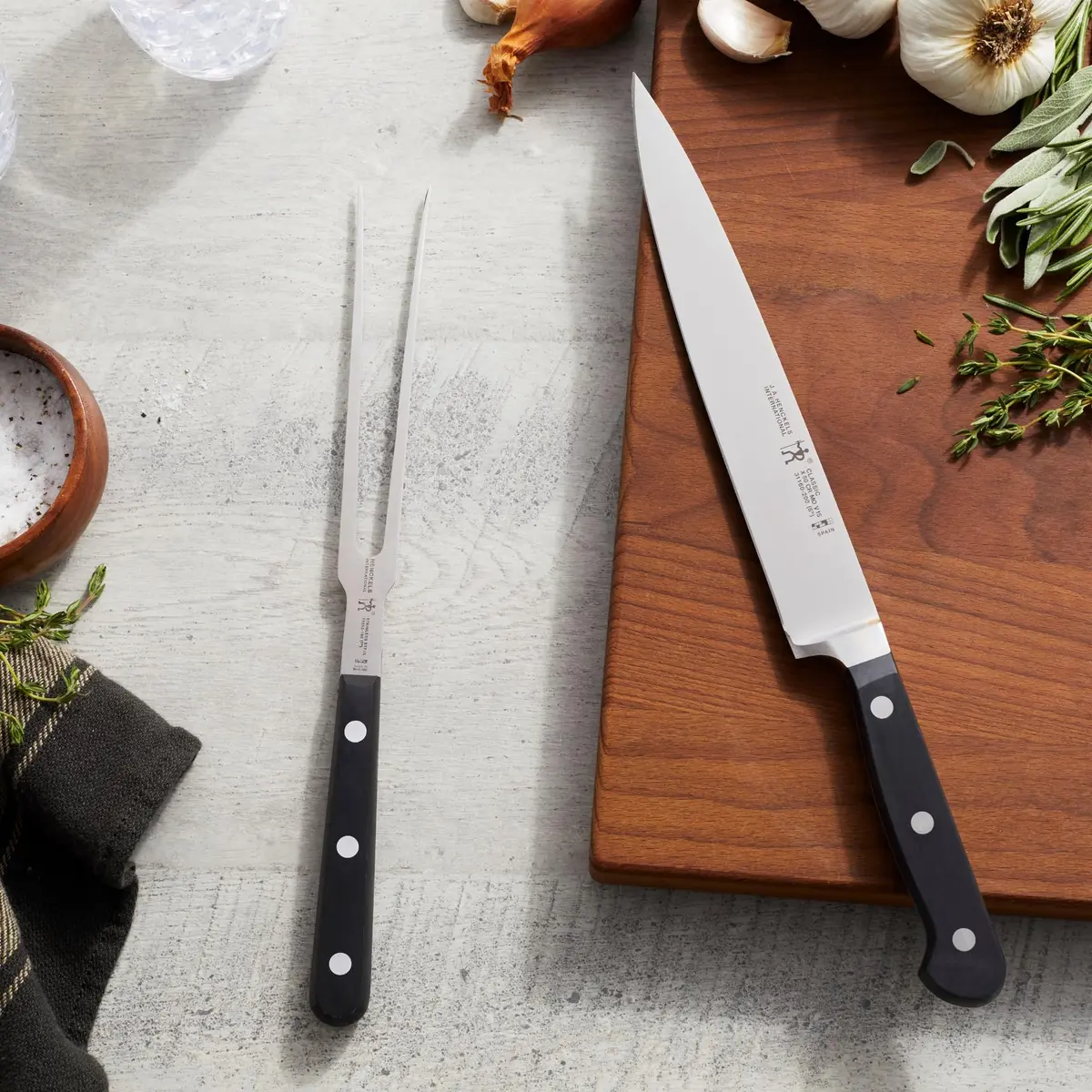 HENCKELS Classic Razor-Sharp 8-inch Carving Knife | German Engineered Precision for Fine Slicing - view 7