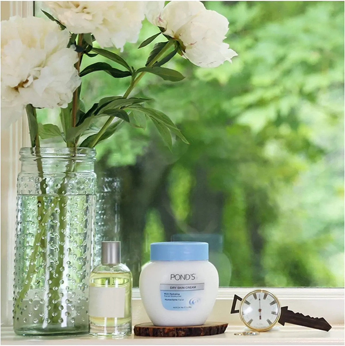 POND'S Skin Moisturizer for Dry Skin 3.9 oz (Pack of 3) | Nourishing & Hydrating - view 3