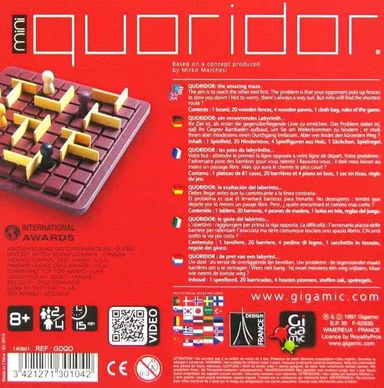 Gigamic Quoridor Mini Strategy Board Game | Ages 8+ | 2 Players | 20.3cm (8in) x 20.3cm (8in) - view 5