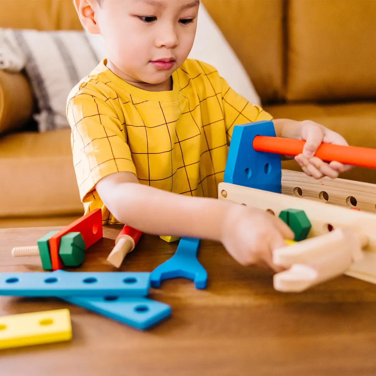 Melissa & Doug Take-Along Tool Kit Wooden Construction Toy (24 pcs) | Bright, Sturdy, Creative Play for Kids 3+ - view 8