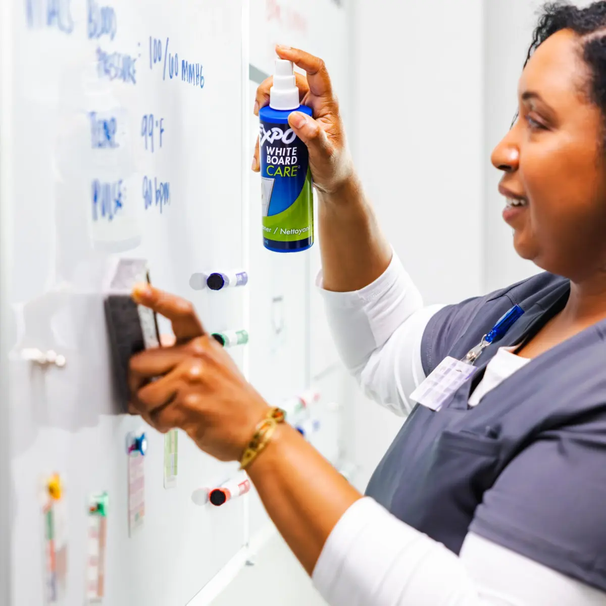 EXPO Dry Erase Whiteboard Cleaning Spray 237ml (8 Fl Oz) | Removes Ghosting & Stubborn Marks - view 4