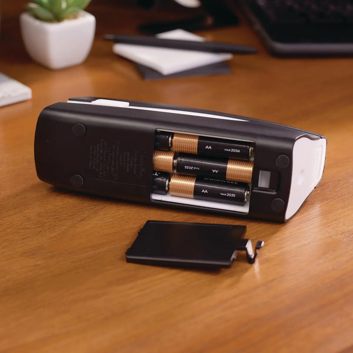 Swingline Electric Stapler 20 Sheet Capacity Portable Full Strip Black | Dual Power, Quiet, 2-Year Warranty - view 7