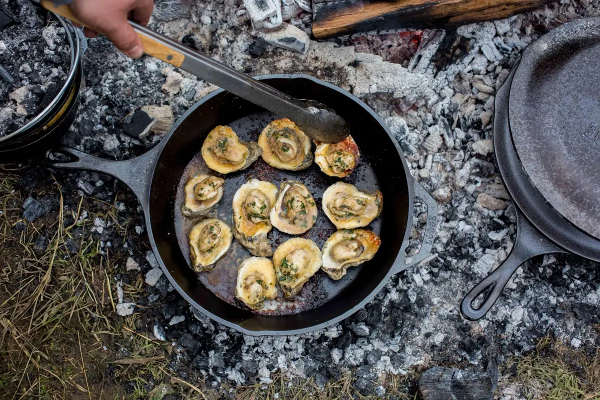 Lodge Seasoned Cast Iron Skillet 13.25 Inches (33.65 cm) | Heavy-Duty, Non-Stick, Oven-Safe Cookware - view 2