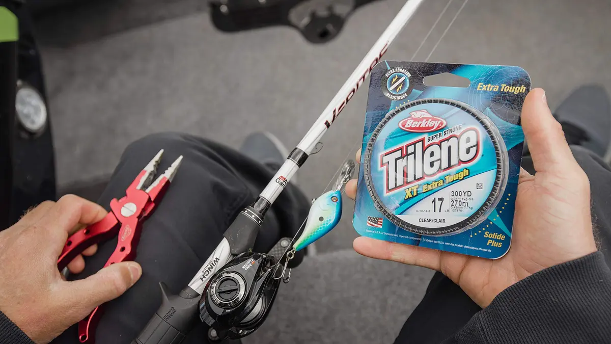 Berkley Trilene® XT®, Low-Vis Green, 20lb | 9kg, 2800yd | 2560m Monofilament Fishing Line, Suitable for Saltwater and Freshwater Environments - view 5