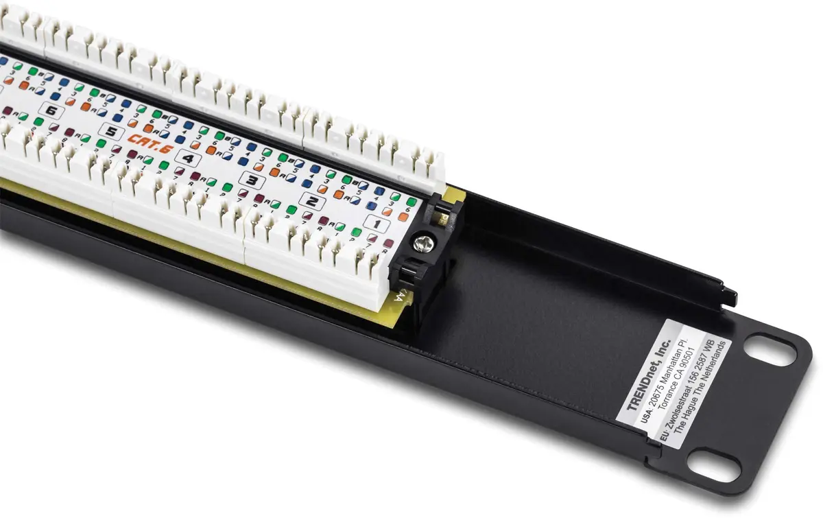 TRENDnet 16-Port Cat6 Unshielded Patch Panel, TC-P16C6 | 250Mhz Copper Gigabit Ethernet Ready - view 3