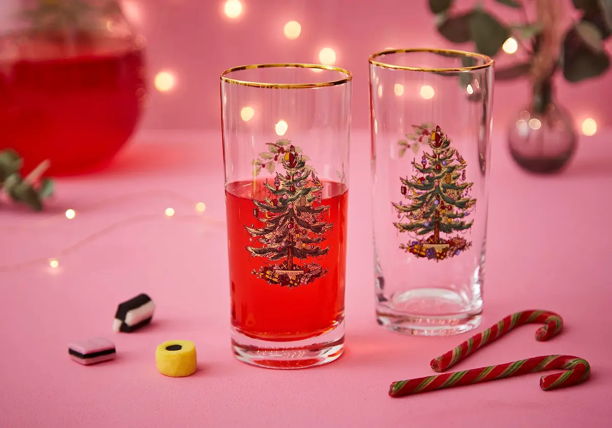 Spode Christmas Tree 15oz Highball Glasses Set of 4 | Gold-Rimmed Holiday Drinkware for Christmas & New Year - view 3