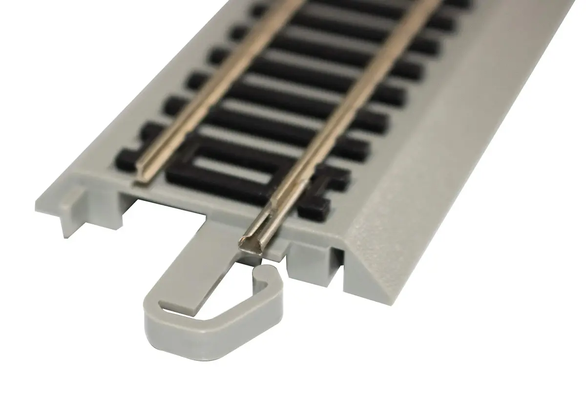 Bachmann Trains 22" Radius Curved Track 4PK NS Rail with Roadbed HO Scale | Snap-Fit E-Z Track System - view 3