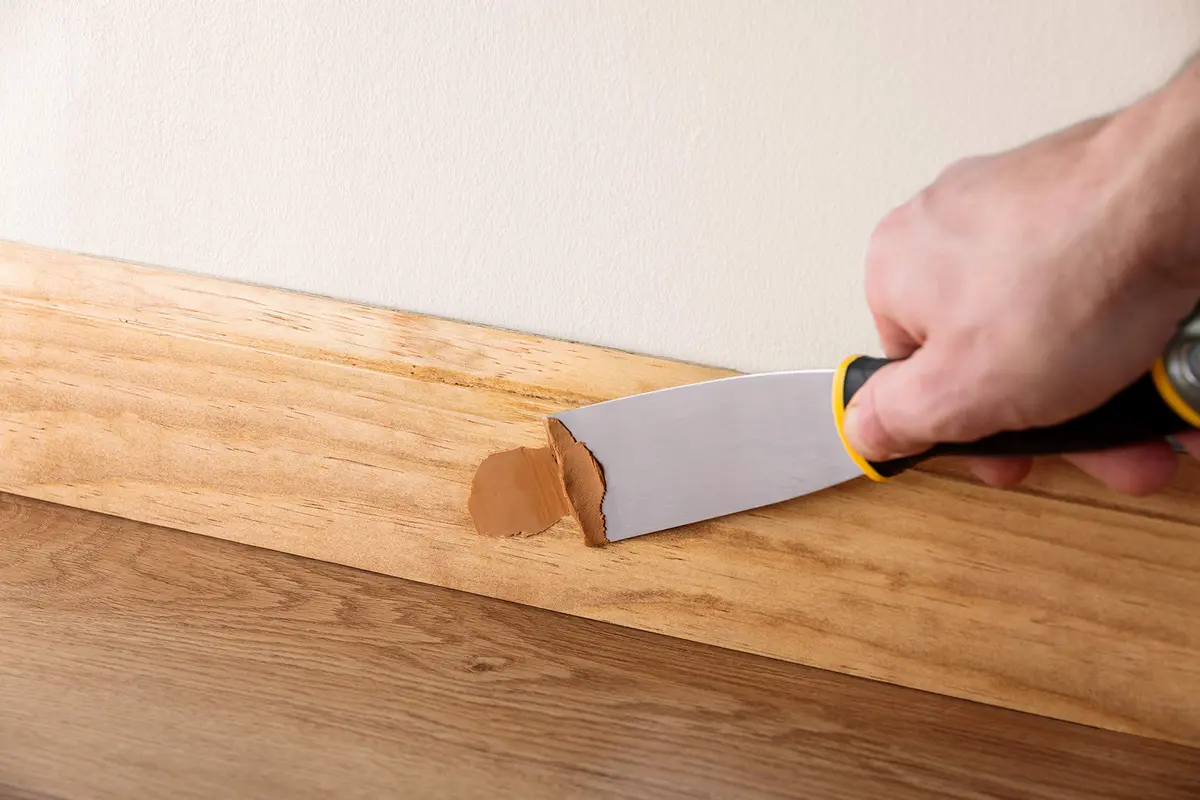 Minwax Wood Putty, Red Mahogany, 3.75 oz. | Non-Hardening Wood Filler for Minor Repairs - view 3
