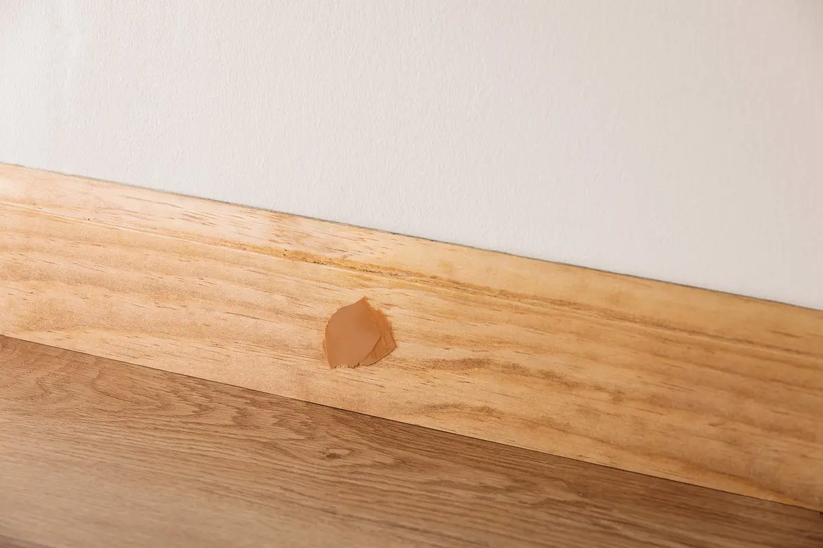 Minwax Wood Putty Walnut 3.75 oz | Non-hardening, color-matched wood filler for minor repairs - view 4