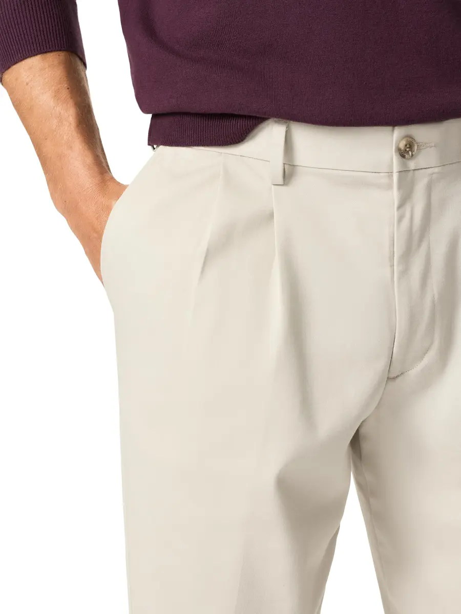 Dockers Men's Relaxed Fit Comfort Khaki Pants - Pleated, Porcelain Khaki, 36W x 30L | Wrinkle-Resistant, Stretch Comfort - view 5