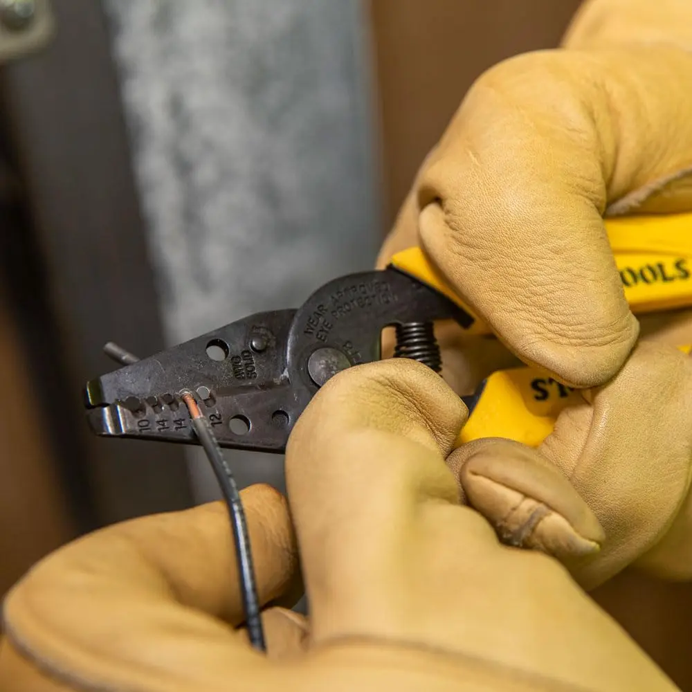 Klein Tools 11048 Dual Wire Stripper Cutter 10-14 AWG Solid Wire | Strips Two Wires Simultaneously - view 7