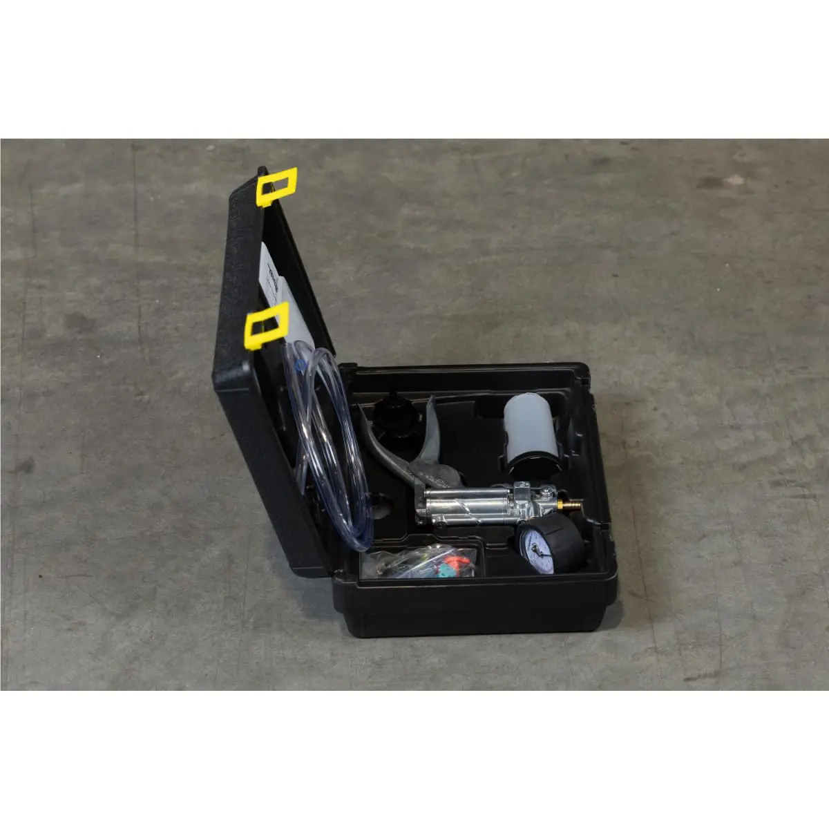 Mityvac MV8500 Silverline Elite Automotive Brake/Clutch Kit | Vacuum & Pressure Testing - view 6