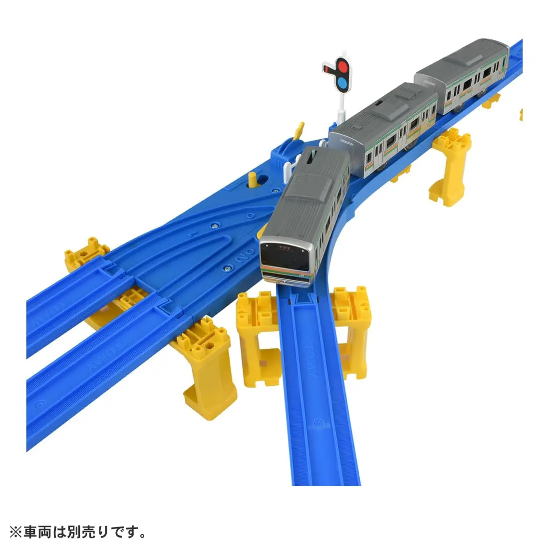 Takara Tomy HO Scale Medium Plastic Train Track with Half Straight Rail (R-16) | HO Scale Model Trains for Kids - view 2