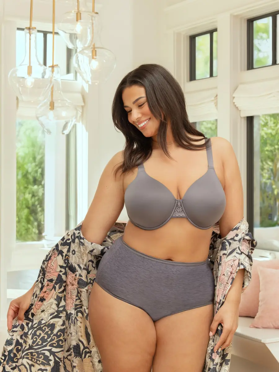 Vanity Fair Women's Illumination Brief #13109 Size 7 | Satin Trim & Cotton Liner (70-120 chars) - view 3