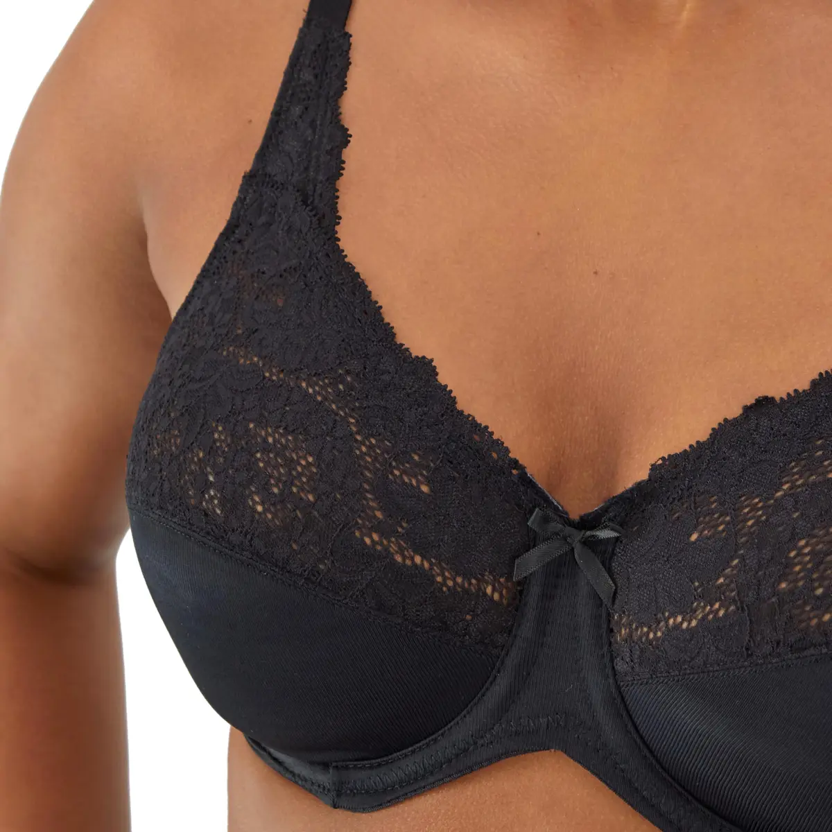 Bali Microfiber Minimizer Bra 38C | Full Coverage Support with Lace & Microfiber (70-120 chars) - view 3