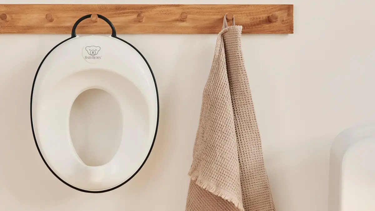 BabyBjörn Toilet Trainer - White/Black | Secure, BPA-Free, Adjustable Fit (11.5x14x3.5 Inch) - view 7