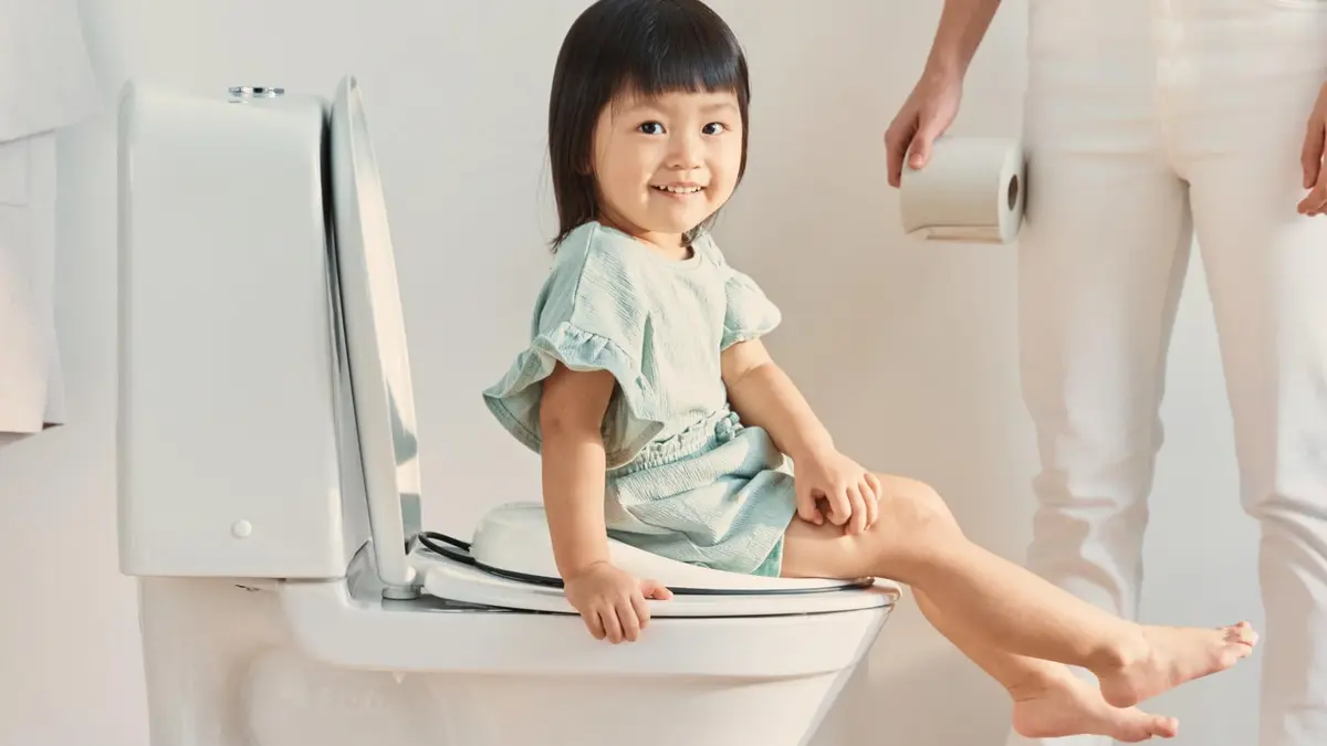 BabyBjörn Toilet Trainer - White/Black | Secure, BPA-Free, Adjustable Fit (11.5x14x3.5 Inch) - view 3