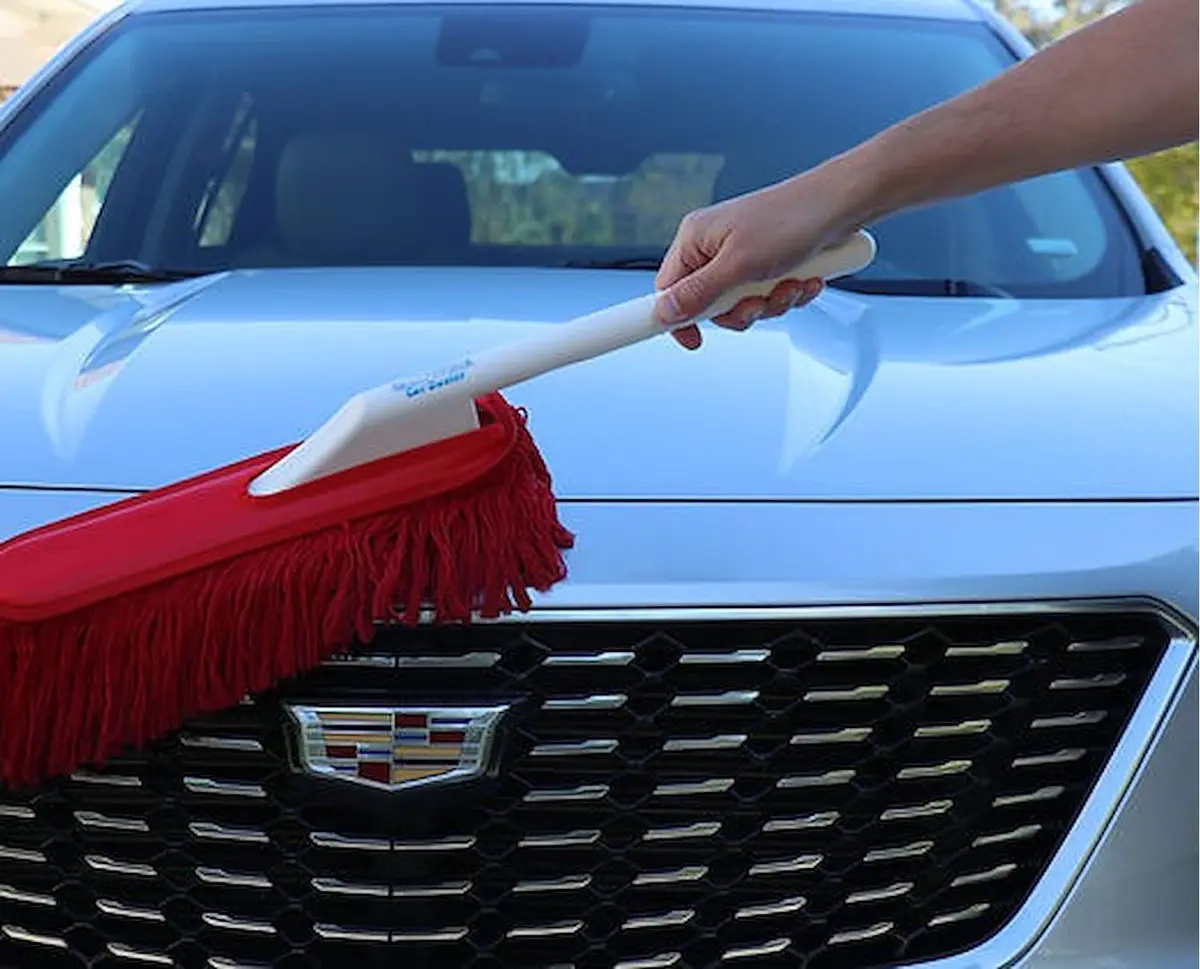 California Car Duster Standard Model with Plastic Handle and Red Wax Treated Cotton Mop 62443 | Dust Removal Tool for Cars - view 5
