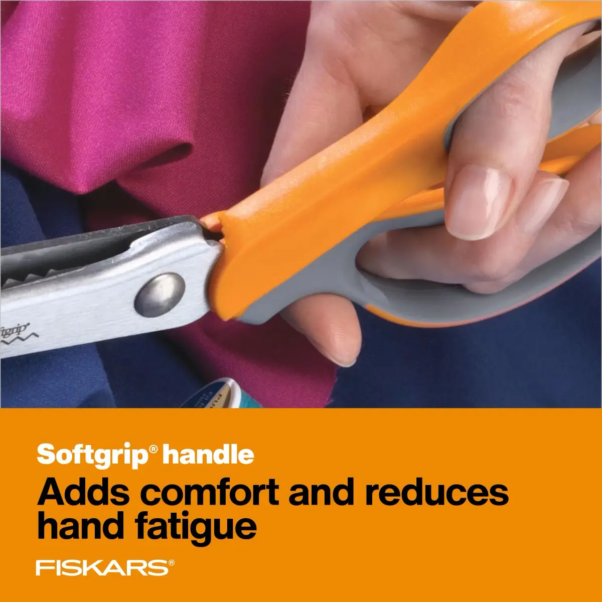 Fiskars SoftGrip Pinking Shears 8 Inch (20.32 cm) Fabric Scissors | Precision Zigzag Edge for Sewing and Quilting - view 4