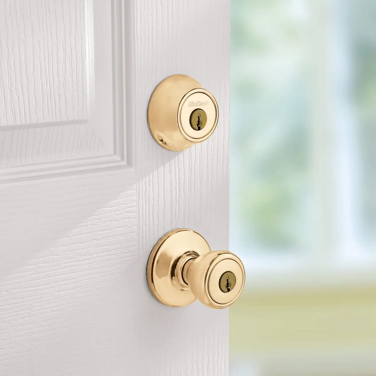 Kwikset Tylo Entry Knob & Double Cylinder Deadbolt Combo Pack in Polished Brass | Classic Security - view 3