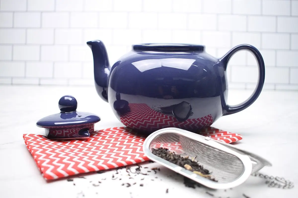 RSVP Large Stoneware 6-Cup Teapot, Blue | 42 oz capacity, Seamless & Microwave Safe - view 5