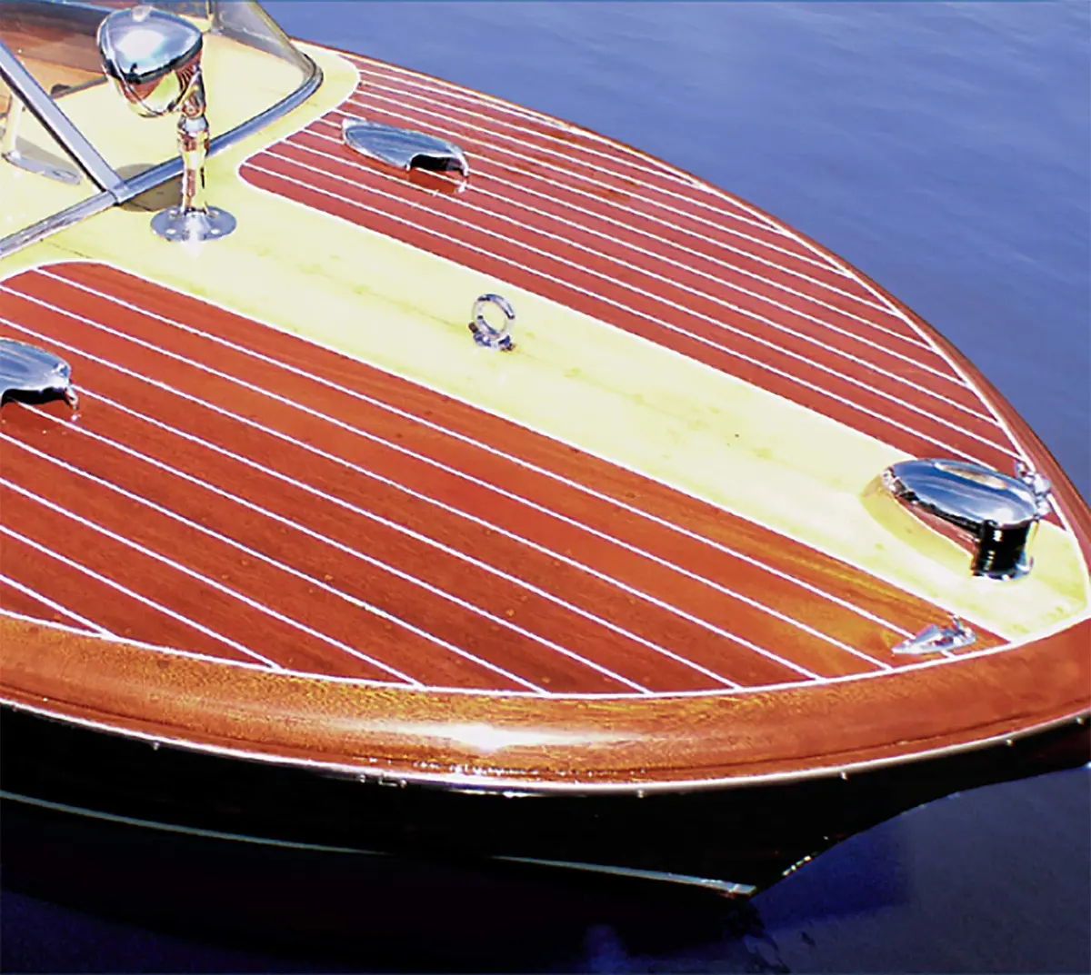 Rust-Oleum Marine Spar Varnish Gloss Clear Quart | Superior Exterior Wood Protection Above Waterline - view 2