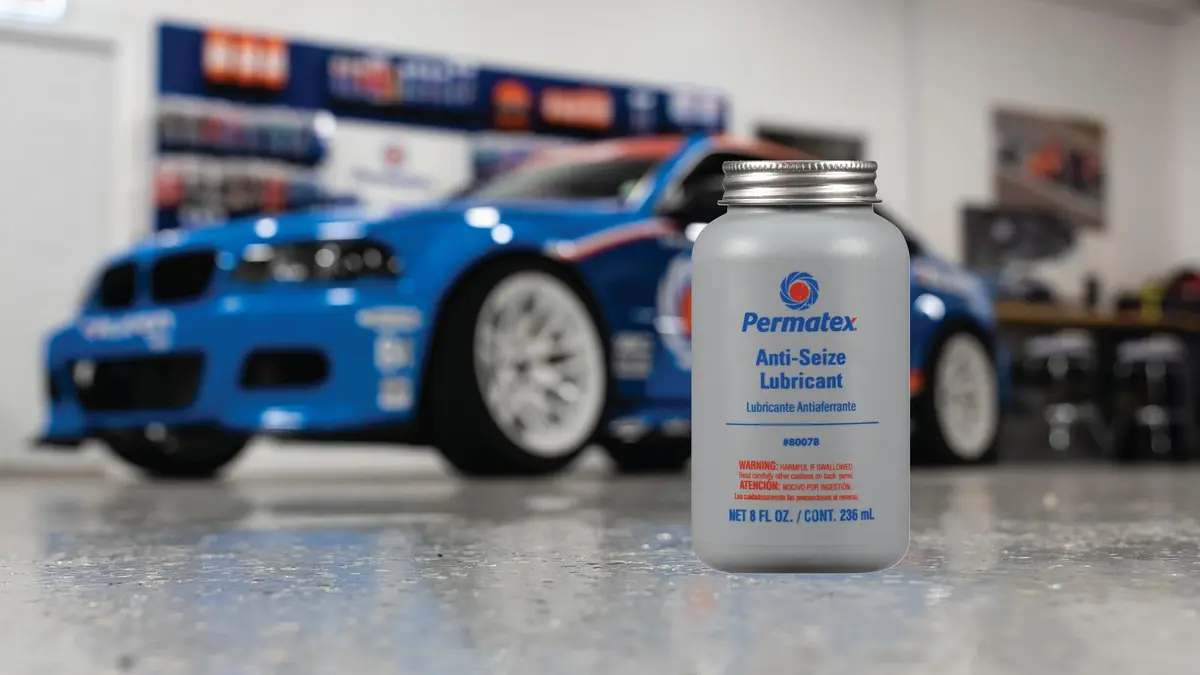 Permatex 80078 Anti-Seize Lubricant with Brush Top Bottle, 236ml (8 fl oz) | High Temp Up to 1600°F - view 4