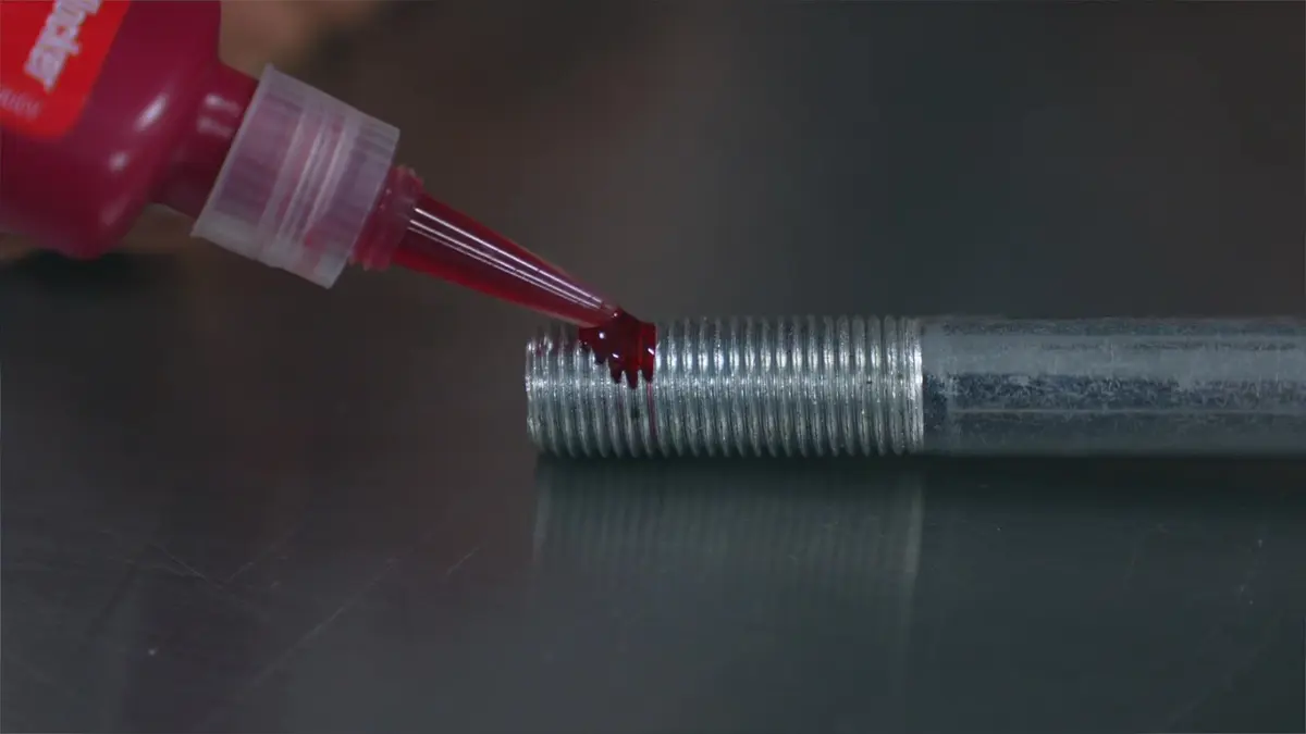 Permatex High Temperature Threadlocker Red 10 ml | Extreme Heat Resistance for Heavy-Duty Applications - view 4