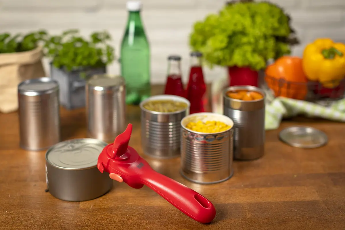 Kuhn Rikon Auto Safety LidLifter Can Opener with Ring-Pull Tool, 7.25 x 3.5 x 2 inches | Swiss Engineered for Safe, Smooth-Edge Can Opening - view 5