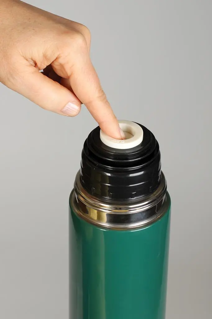 Stansport Bullet Thermo Bottle 25oz | Shotgun Shell Design, Double Wall Insulated, Green - view 2