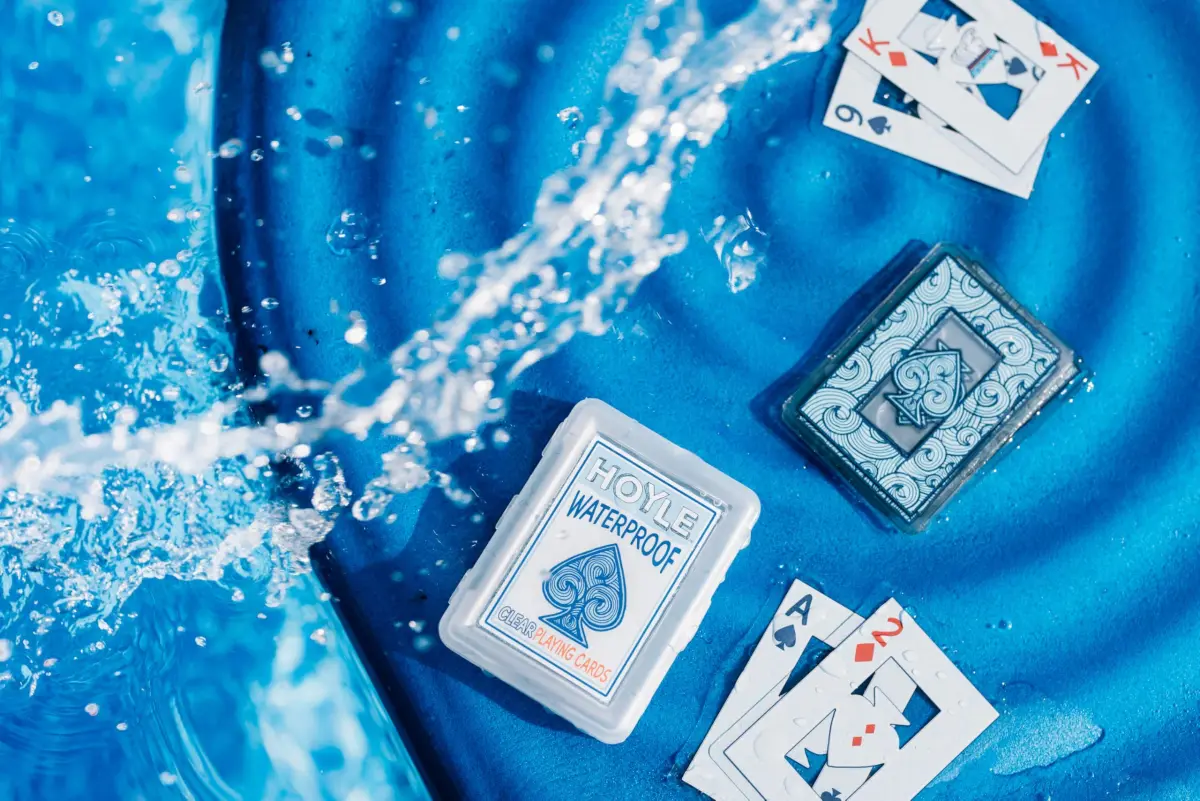 Hoyle Waterproof Clear Plastic Playing Cards 1 Deck (7.8cm x 2.2cm x 10cm) | ASTM-Tested for Outdoor Pool & Travel - view 6