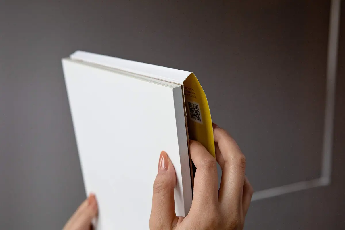 Strathmore 300 Series Bristol Vellum Paper Pad, Tape Bound, 11x14 Inches, 20 Sheets (270gsm) - view 2