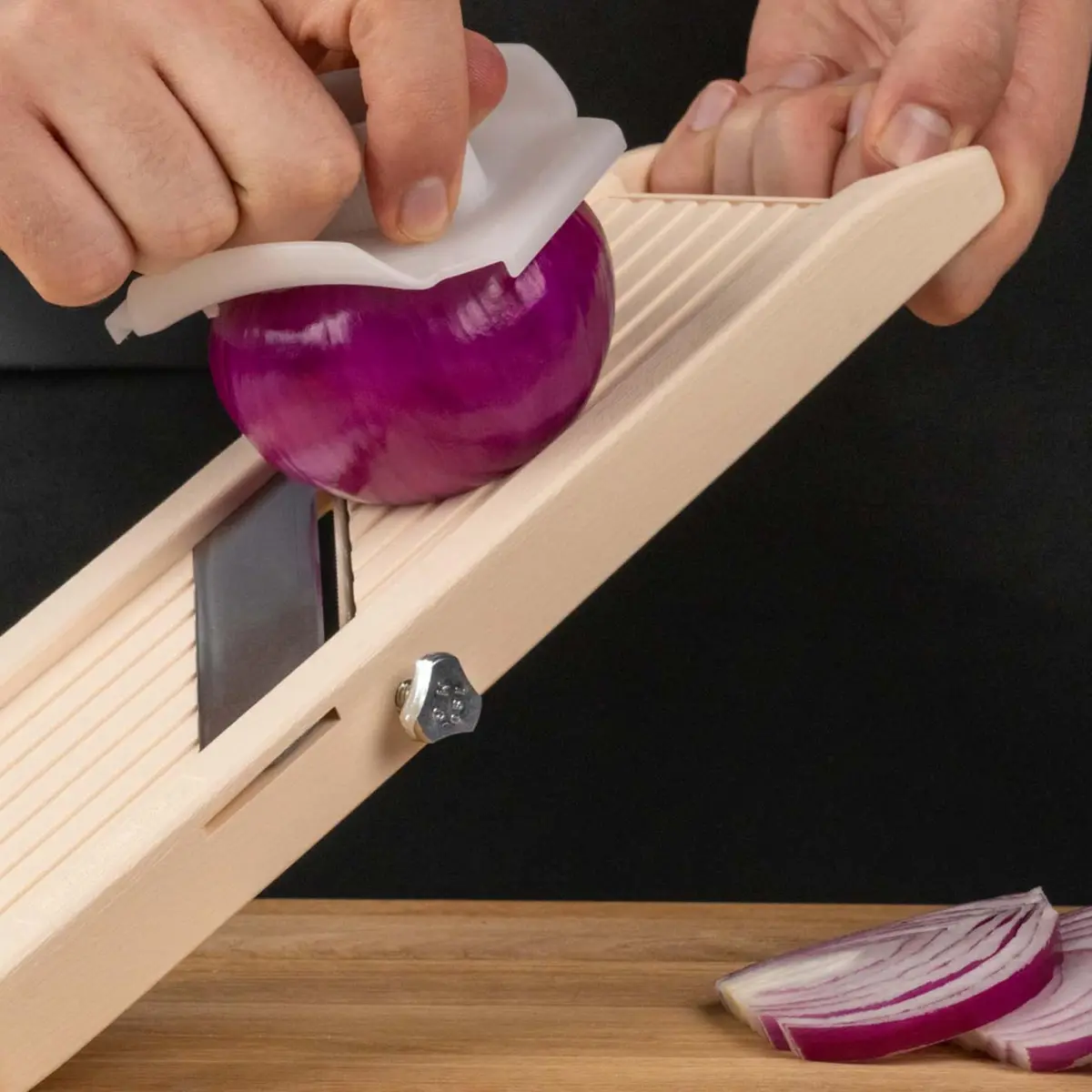 Benriner Japanese Mandolin Vegetable Slicer | Ultra-Sharp Steel Blades, Adjustable Thickness, 31.5cm - view 9