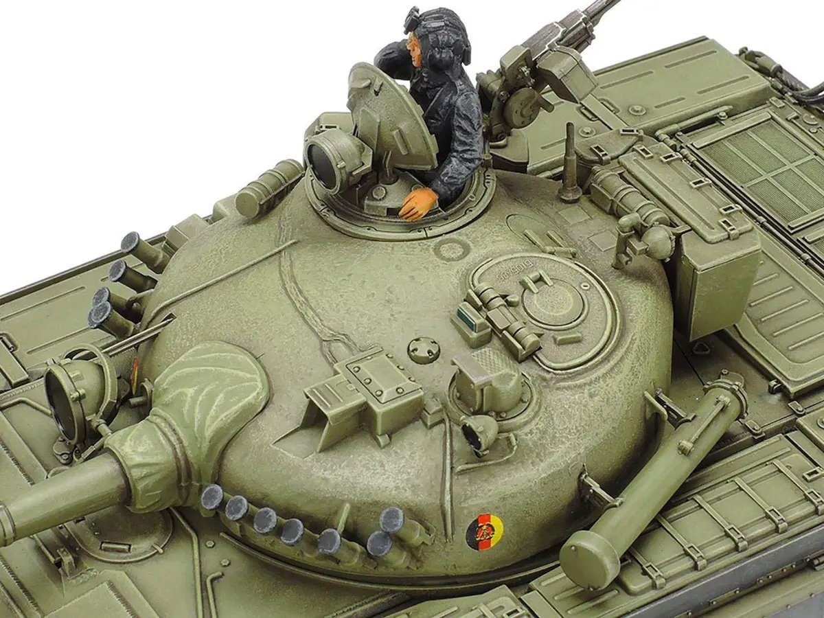 TAMIYA ART_CRAFT_KIT Small | 1/35 Scale Russian Tank, Brown, Highly Detailed (70-120 chars) - view 4