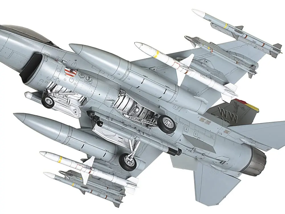 Tamiya 61098 1/48 Lockheed Martin F-16CJ Plastic Model Airplane Kit | Accurate USAF Fighter-Bomber - view 5