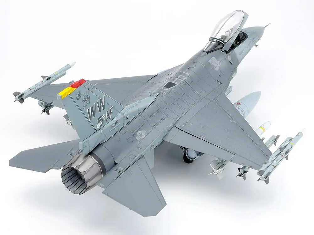 Tamiya 61098 1/48 Lockheed Martin F-16CJ Plastic Model Airplane Kit | Accurate USAF Fighter-Bomber - view 3