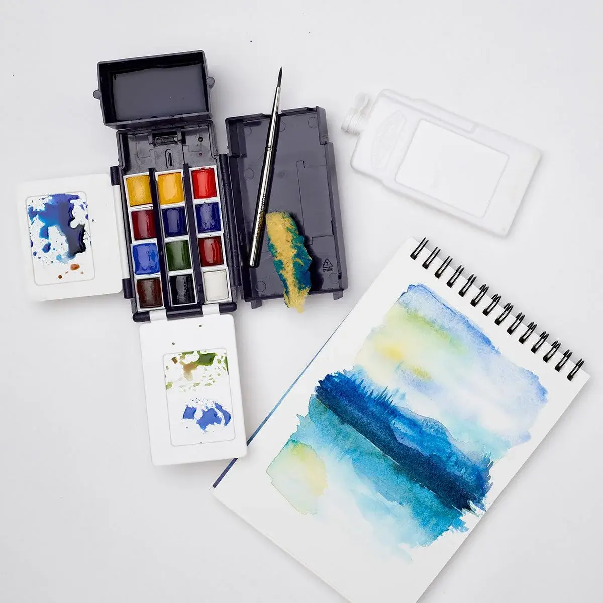 Winsor & Newton Cotman 14 Piece Watercolor Paint Set with Brush and Travel Accessories - view 2