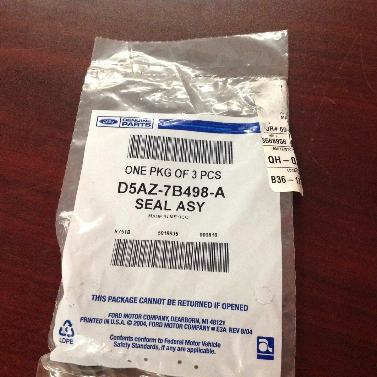 Ford D5AZ-7B498-A Weather Stripping Seal | OEM Genuine Parts for Ford Vehicles - main product image