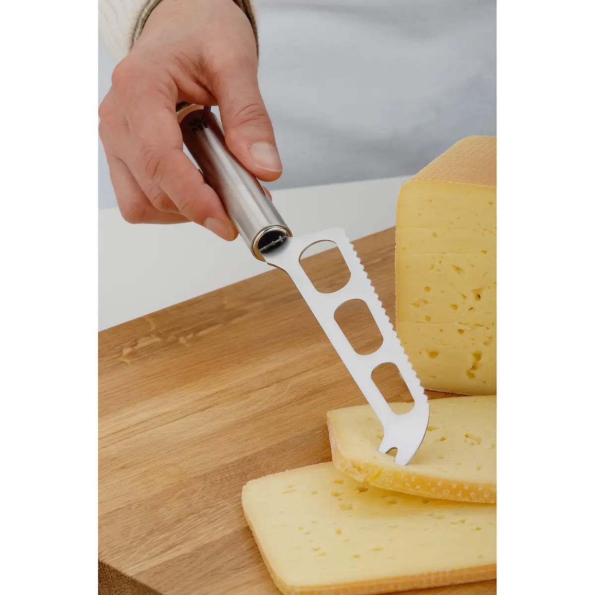 WMF Cheese Cutter W1871656030 | Stainless Steel, Silver, 15cm | Precision Cheese Slicing - view 2