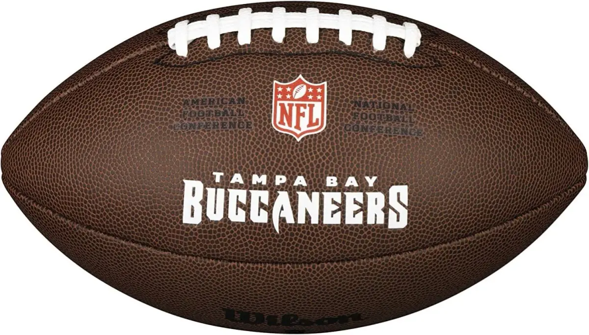 Wilson NFL Tampa Bay Buccaneers Official Composite Leather Football | 0.4 kg (0.88 lb) - view 2