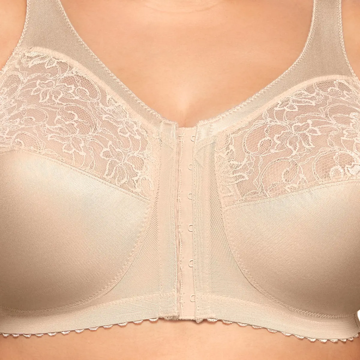 Glamorise Plus Size MagicLift Front-Closure Support Bra Wirefree 40D Blush - view 3