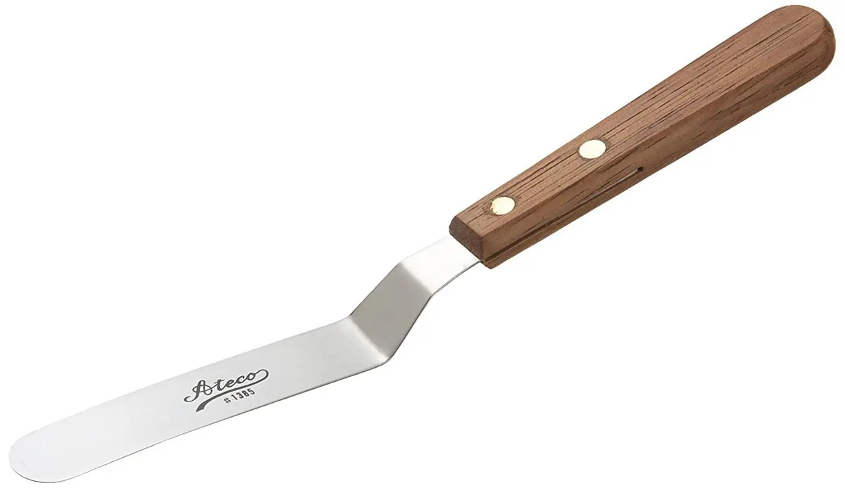 Ateco Offset Spatula with Wood Handle, 4.5-Inch Stainless Steel Blade | Professional Quality Kitchen Tool - main product image
