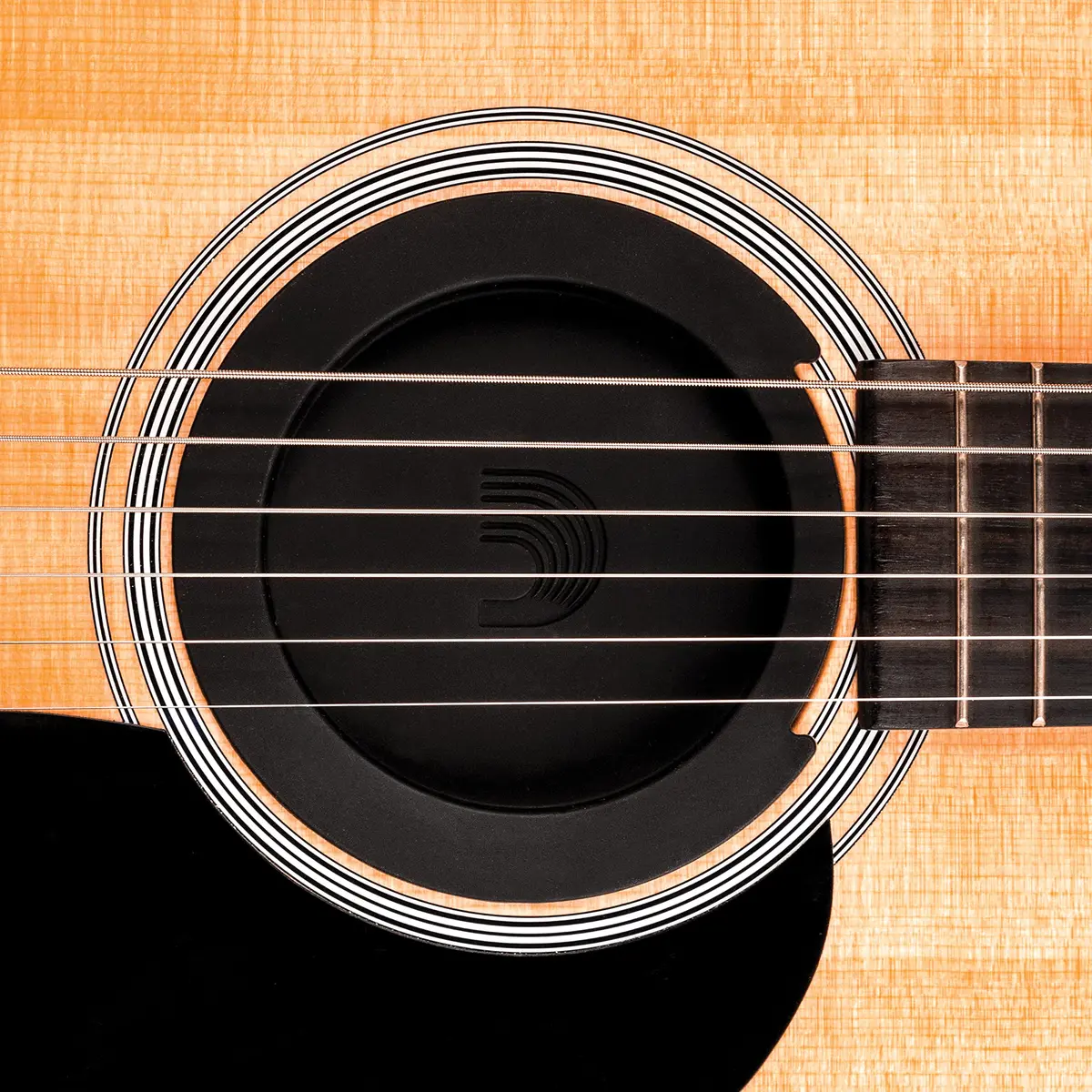 D'Addario Screeching Halt Soundhole Cover Black | Eliminates Feedback & Enhances Stage Volume - view 2