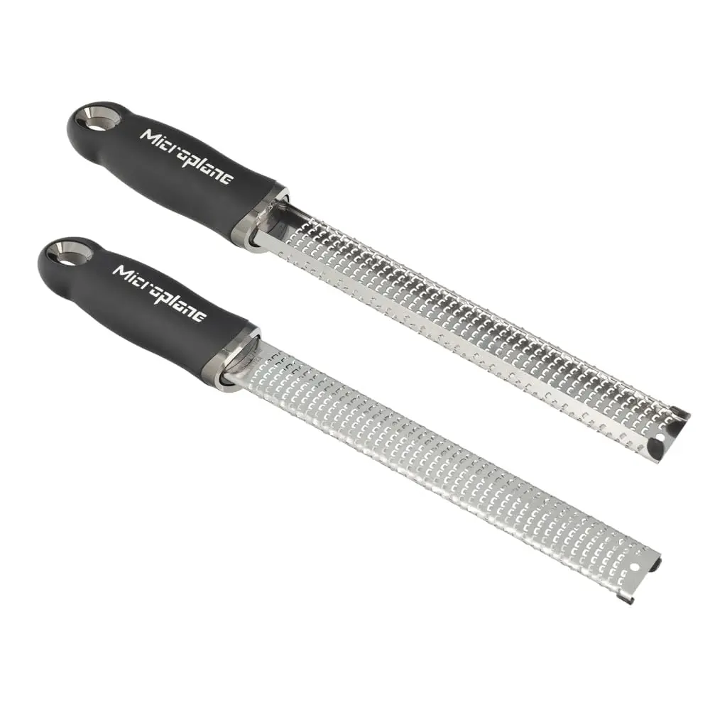 Microplane Premium Classic Series Zester Grater 110g (3.9oz) | Ultra-Sharp Stainless Steel Blades for Citrus, Cheese, Ginger - main product image