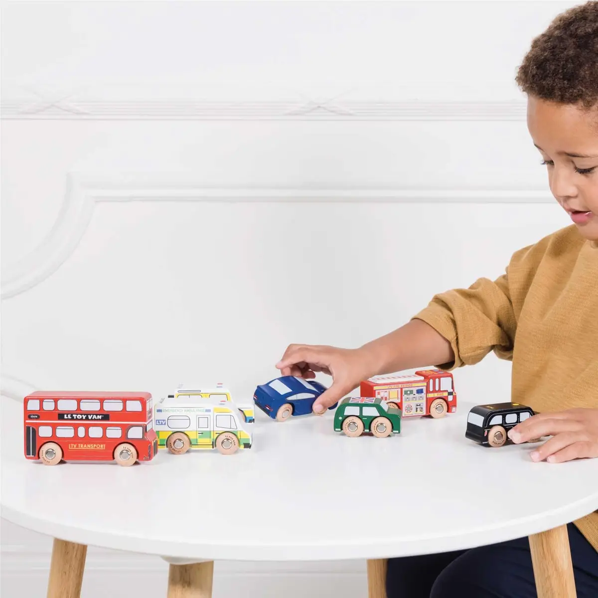 Le Toy Van London Car Set Premium Wooden Toys for Kids Ages 3 Years & Up (TV267), 7-pk | London-Themed Wooden Vehicles - view 4