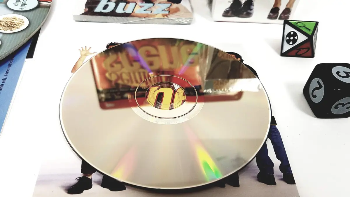 Scene It? Seinfeld Deluxe Edition DVD Game | 2-8 Players, Trivia & Party Play - view 7