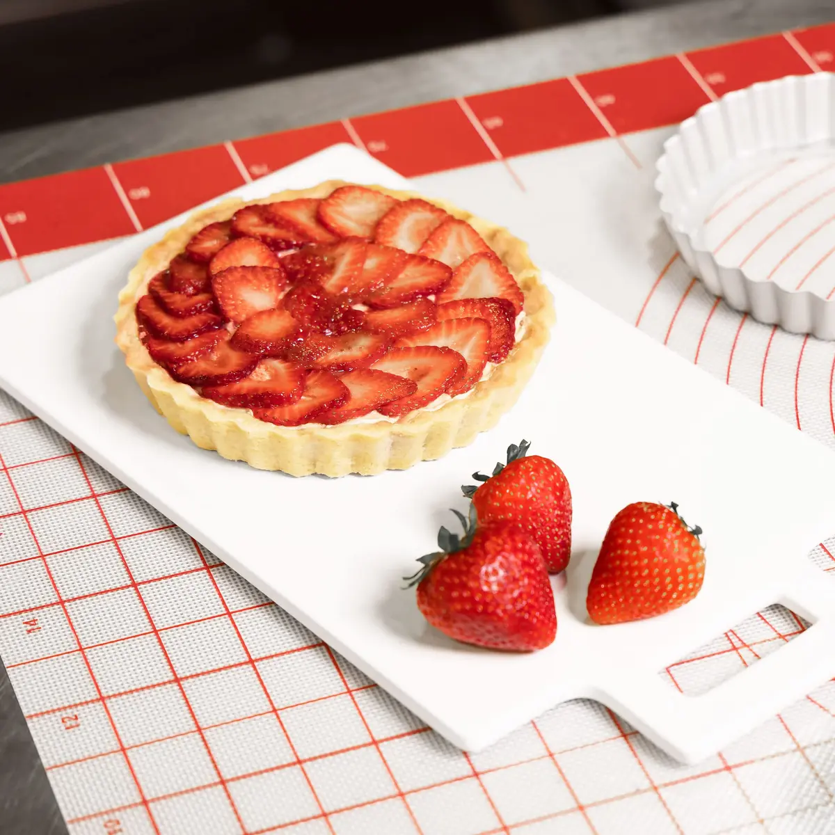 Fat Daddio's PFT-65 Round Fluted Tart Pan 6.5 x 1 Inch | Durable Aluminum Bakeware for Pies & Tarts - view 4