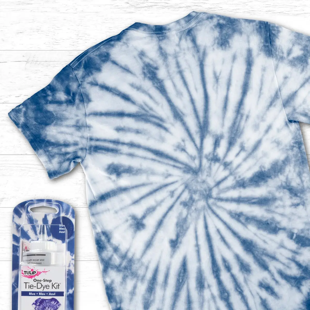 Tulip One-Step Tie-Dye Kit Vibrant Colors for Fabric 4 fl oz (118ml) Blue | Easy-Use Liquid Dye for Cotton, Wool, Rayon, Silk - view 3