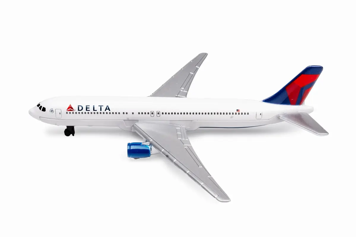 Daron Delta Air Lines Die-Cast Model Airplane Toy | Authentic Aviation Collectible for Kids & Collectors - view 6