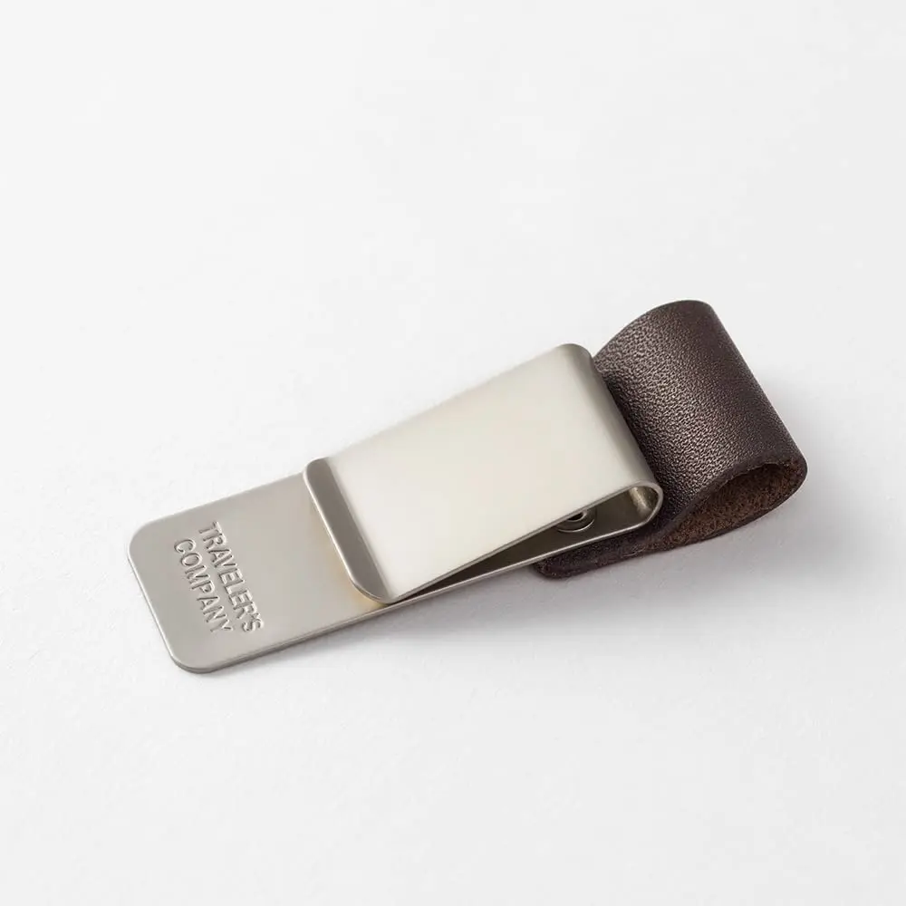 Midori Traveler's Notebook Pen Holder M Brown | Clip-on Leather Organizer for Pens up to 12mm - view 3